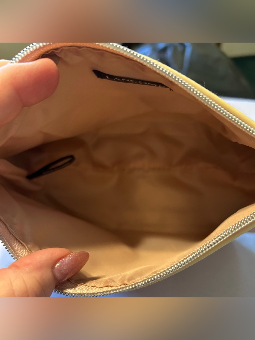 Lancôme Blush Pink Pebble-Texture Makeup Bag Bundle - Picture 5 of 5